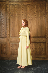 Omuzdan Şallı Scuba Elbise Sarı