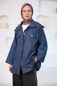 Omuzları Apolet Detaylı Jean Ceket Mavi