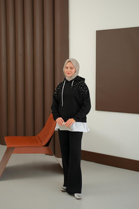 Omuzları Boncuk Detay İkili Takım Siyah