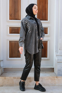 Omuzları Taş İşlemeli Kot Ceket Füme