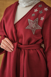 Omzu Yıldız Detaylı Bel Bağlamalı Takım Bordo