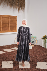 Ön Bağlama Detay Şifon Elbise Füme