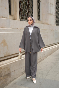 Ön Bağlama Detaylı Takım Antrasit