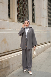 Ön Bağlama Detaylı Takım Antrasit