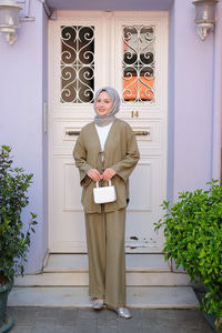 Ön Bağlama Detaylı Takım Küf Yeşil