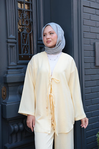 Ön Bağlama Detaylı Takım Sarı