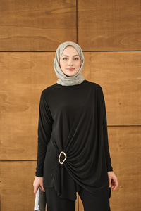 Ön Bağlamalı Süs Detay Takım Siyah