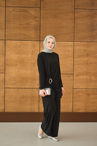 Ön Bağlamalı Süs Detay Takım Siyah