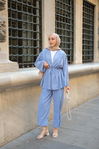 Ön Bağlamalı Taş Detay İkili Takım Mavi