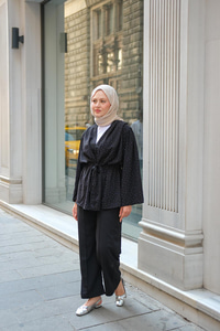 Ön Bağlamalı Taş Detay İkili Takım Siyah