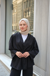 Ön Bağlamalı Taş Detay İkili Takım Siyah