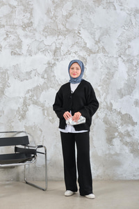 Ön Bağlamalı Triko Takım Siyah