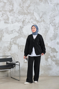 Ön Bağlamalı Triko Takım Siyah