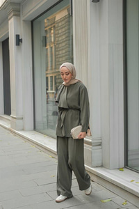 Ön Büzgülü İkili Takım Koyu Yeşil