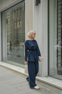 Ön Büzgülü İkili Takım Lacivert