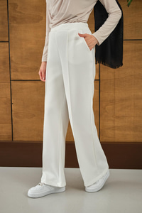 Ön Dikişli Bol Paça Pantolon Beyaz