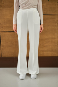Ön Dikişli Bol Paça Pantolon Beyaz