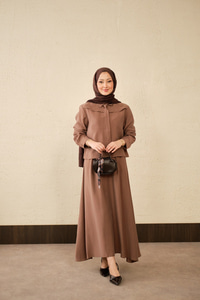 Ön Gizli Düğme Dtay Kısa Gömlek Takım Kahverengi