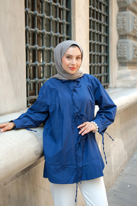 Ön Kurdele Detay Oval Kesim Gömlek Lacivert