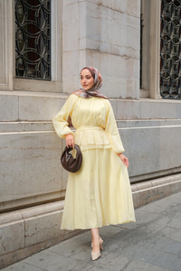 Ön Parça Tül Elbise Sarı