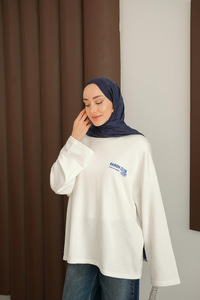 Ön Ve Arka Yazı Baskılı Sweat Beyaz