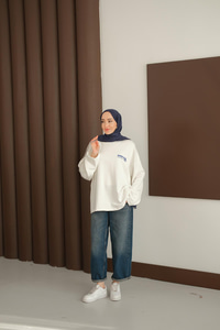 Ön Ve Arka Yazı Baskılı Sweat Beyaz