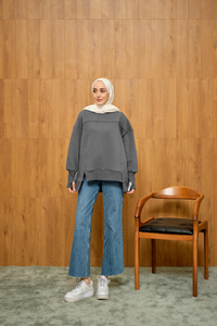 Ön Yırtmaç Ve Parmak Detaylı Sweat Füme