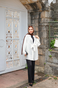 Önden Bağlamalı Ceket Ekru