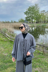 Önden Bağlamalı Cupra Takım Antrasit