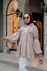 Önden Fermuarlı Eteği Fırfırlı Tunik Krem