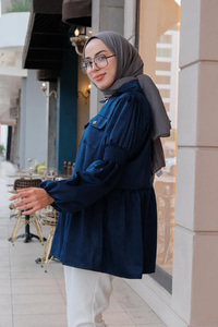 Önden Fermuarlı Eteği Fırfırlı Tunik Lacivert