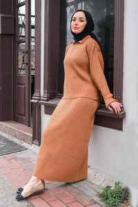 Önden Fermuarlı Etekli İkili Takım Vizon