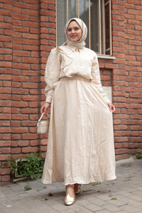 Önden Fırfır Detaylı İkili Takım Krem