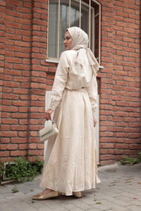 Önden Fırfır Detaylı İkili Takım Krem