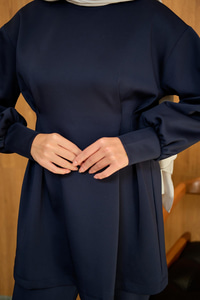 Önden Pileli Takım Lacivert