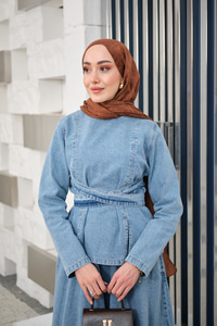 Önden Yırtmaçlı Beli Kemerli Takım Buz Mavi