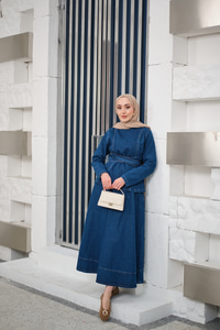 Önden Yırtmaçlı Beli Kemerli Takım Lacivert