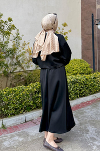 Önü Bağlamalı Etekli Takım Siyah