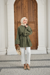 Önü Brit Düğme Detay Nervurlu Bel Bağlamalı Gömlek Yeşil