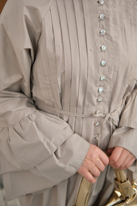 Önü Brit Düğme Detay Nervurlu Bel Bağlamalı Gömlek Taş