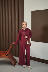 Önü Çapraz İp Detay Takım Bordo