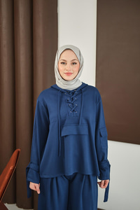 Önü Çapraz İp Detay Takım Lacivert