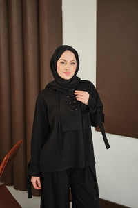 Önü Çapraz İp Detay Takım Siyah