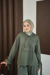 Önü Çapraz İp Detay Takım Yeşil