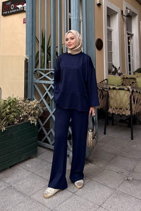 Önü Çima Detay Takım Lacivert