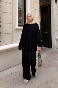 Önü Çima Detay Takım Siyah