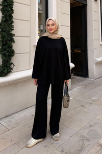 Önü Çima Detay Takım Siyah