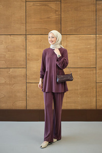 Önü Çima Ve Büzgü Detay İkili Takım Mürdüm