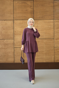 Önü Çima Ve Büzgü Detay İkili Takım Mürdüm