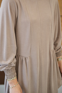 Önü Çima Ve Büzgü Detay İkili Takım Vizon